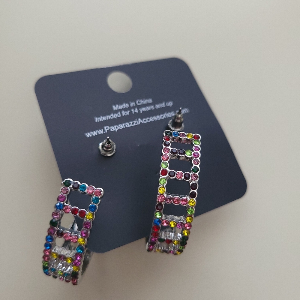 Paparazzi Colorful Rhinestone Open-Link Hoop Earrings - Picture 2 of 3